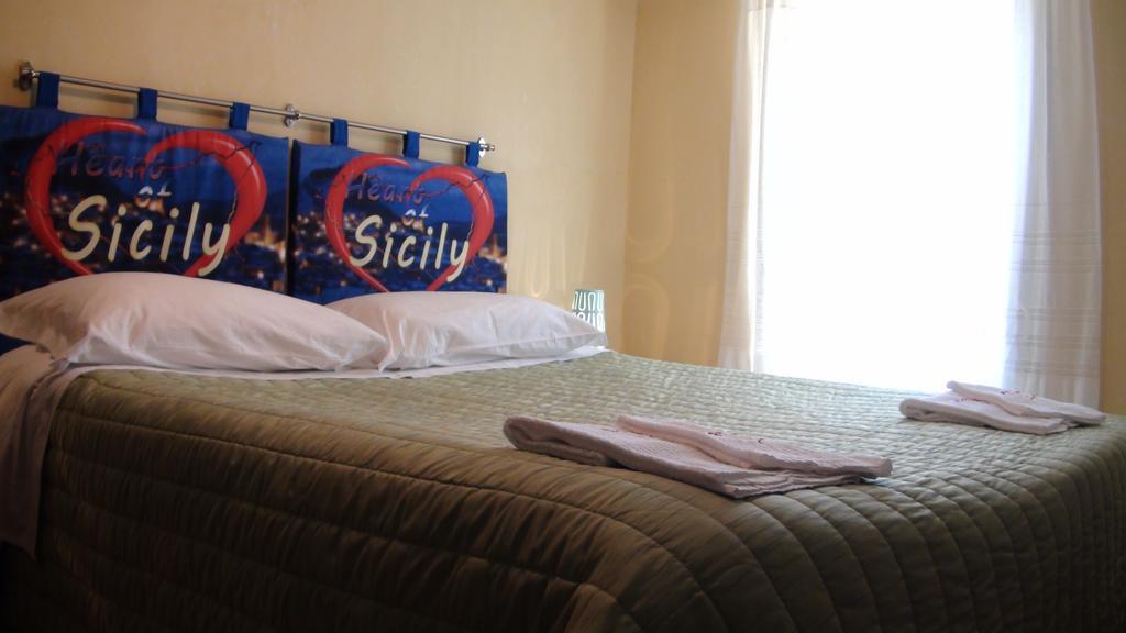 Hotel Heart Of Sicily à Mistretta Extérieur photo